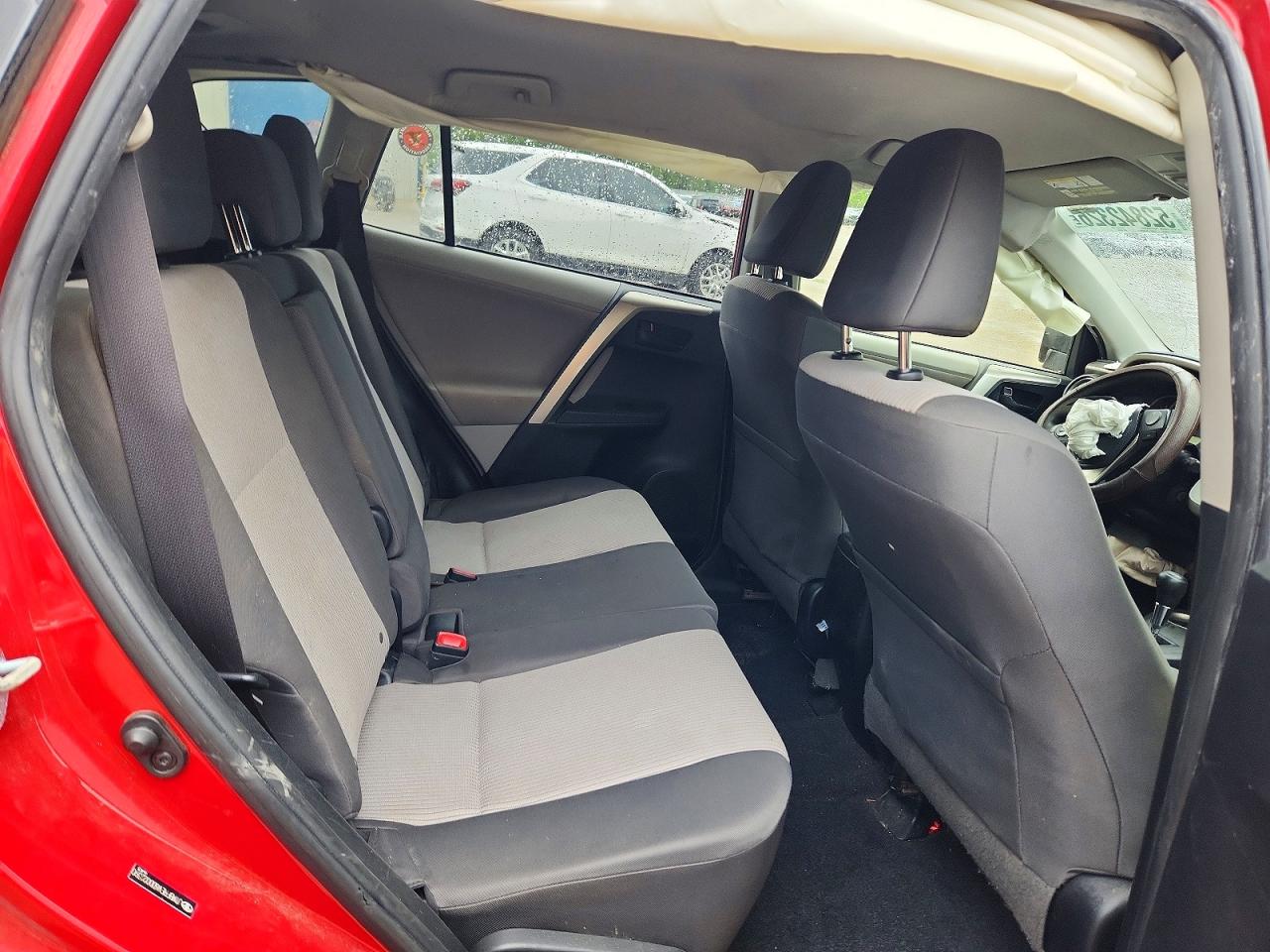 2013 TOYOTA RAV4 LE photo 11