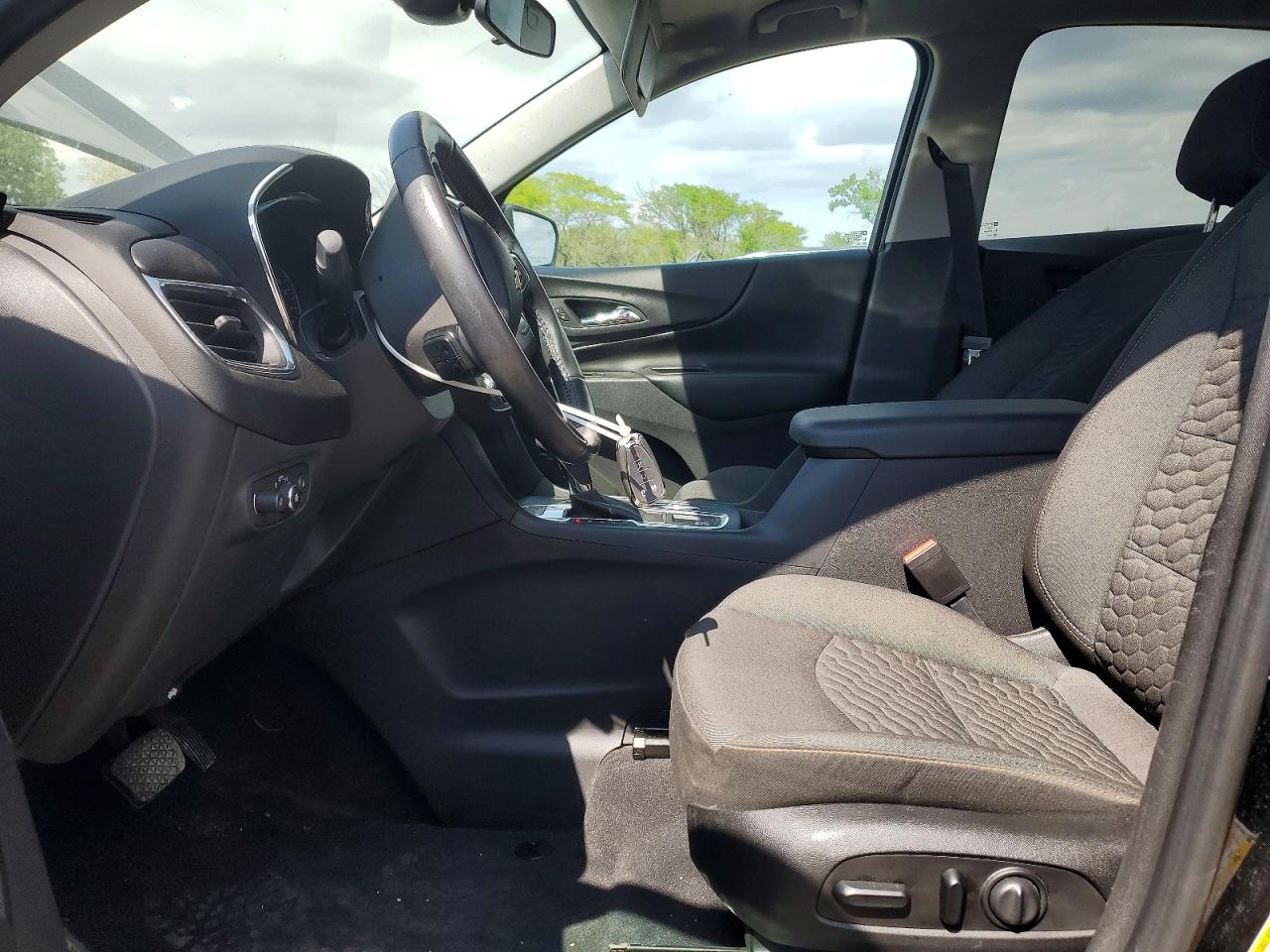 2020 CHEVROLET EQUINOX LT photo 13