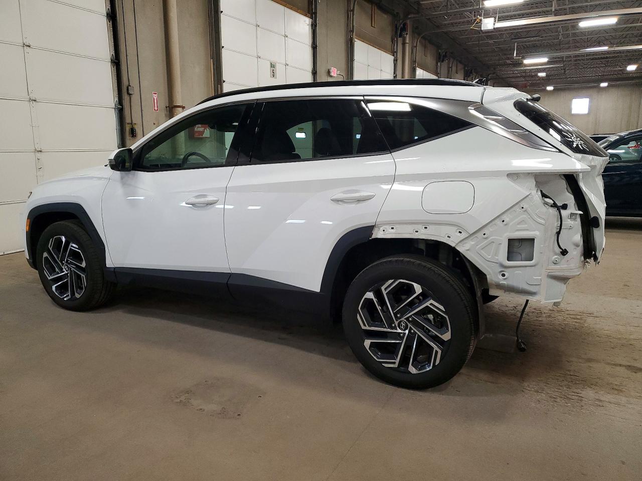 2025 HYUNDAI TUCSON LIMITED photo 4