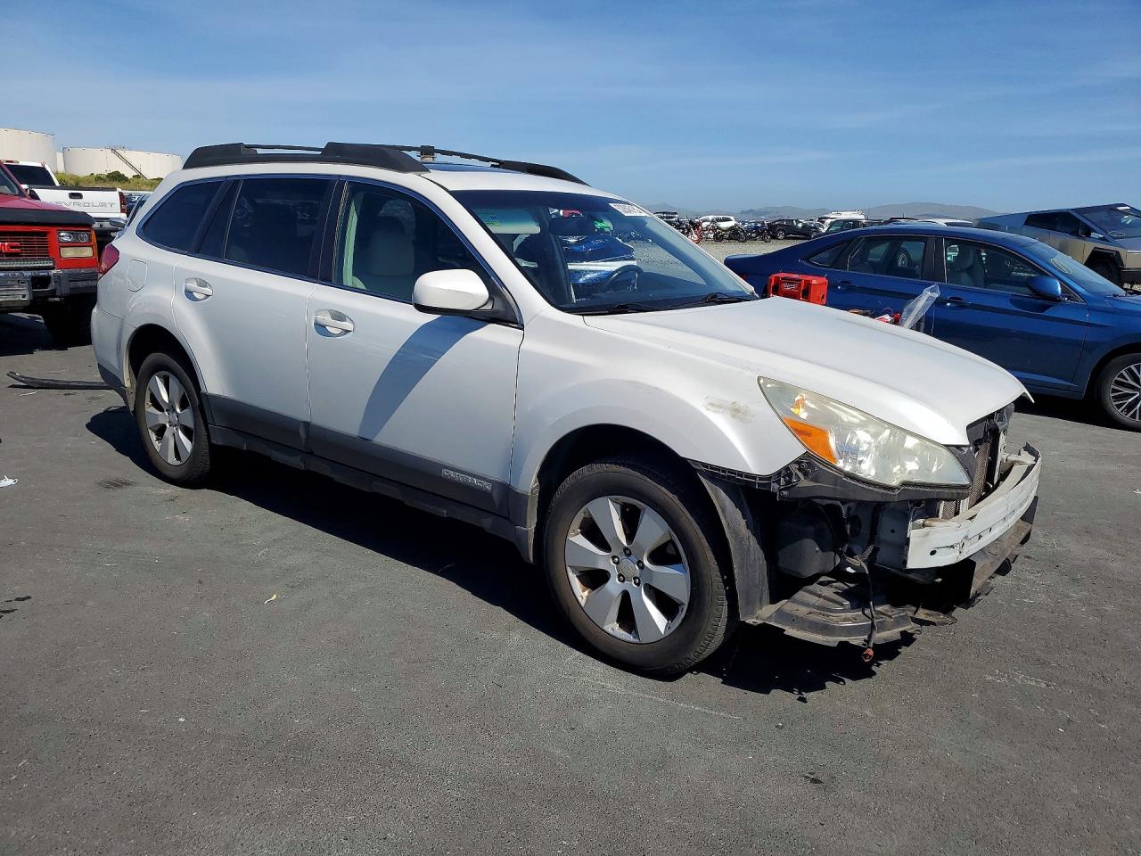 2011 SUBARU OUTBACK 2.5I LIMITED photo 4