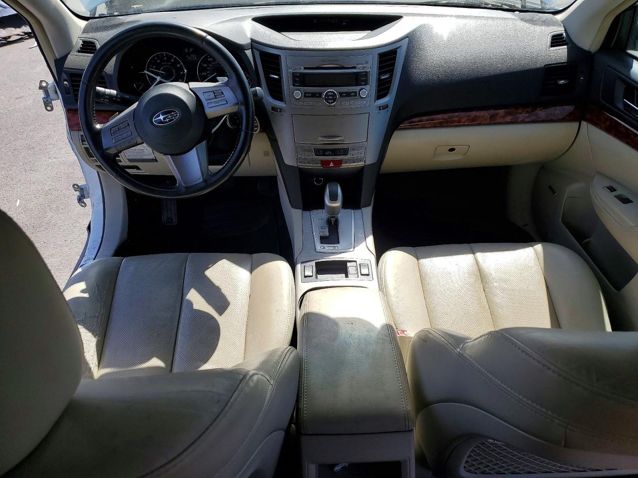 2011 SUBARU OUTBACK 2.5I LIMITED photo 8
