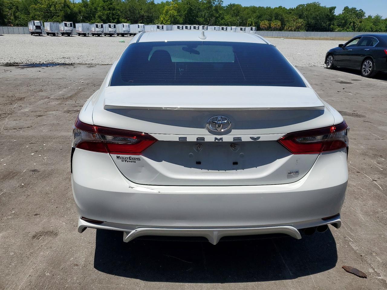 2024 TOYOTA CAMRY SE photo 11