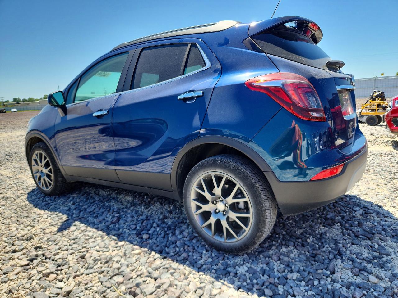 2020 BUICK ENCORE SPORT TOURING photo 3