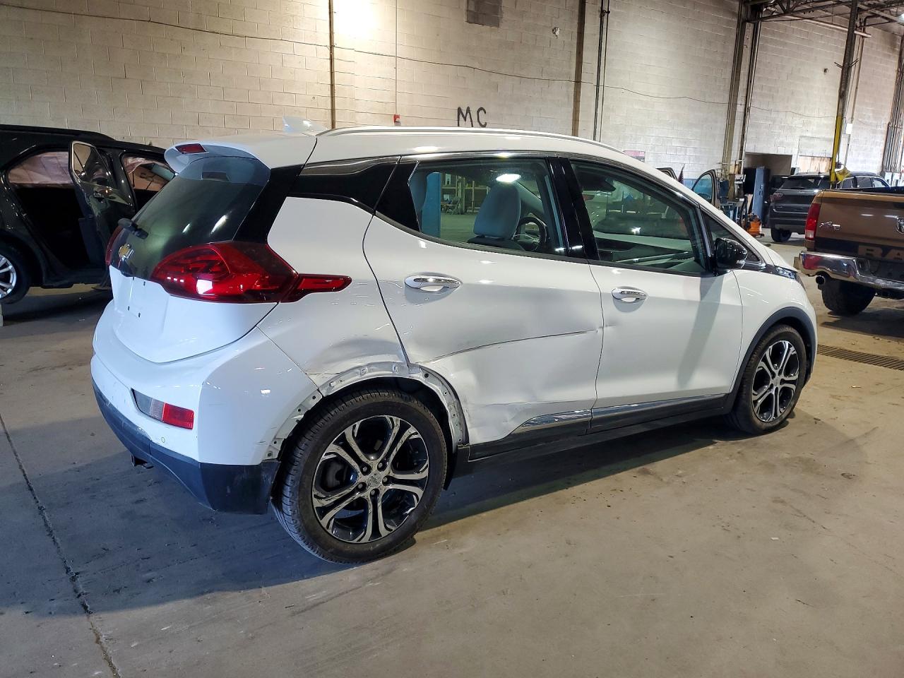 2017 CHEVROLET BOLT EV PREMIER photo 7
