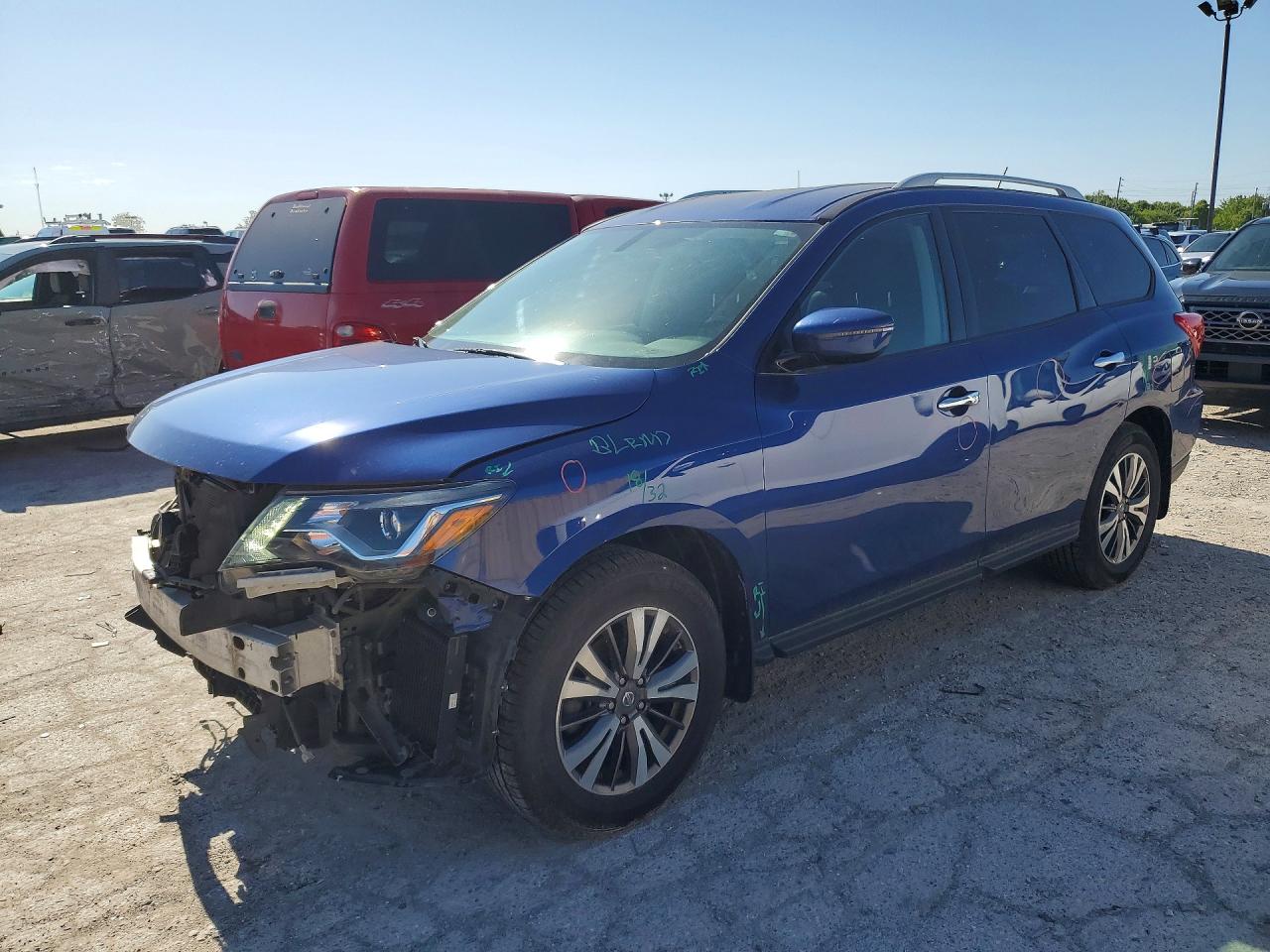 2017 NISSAN PATHFINDER