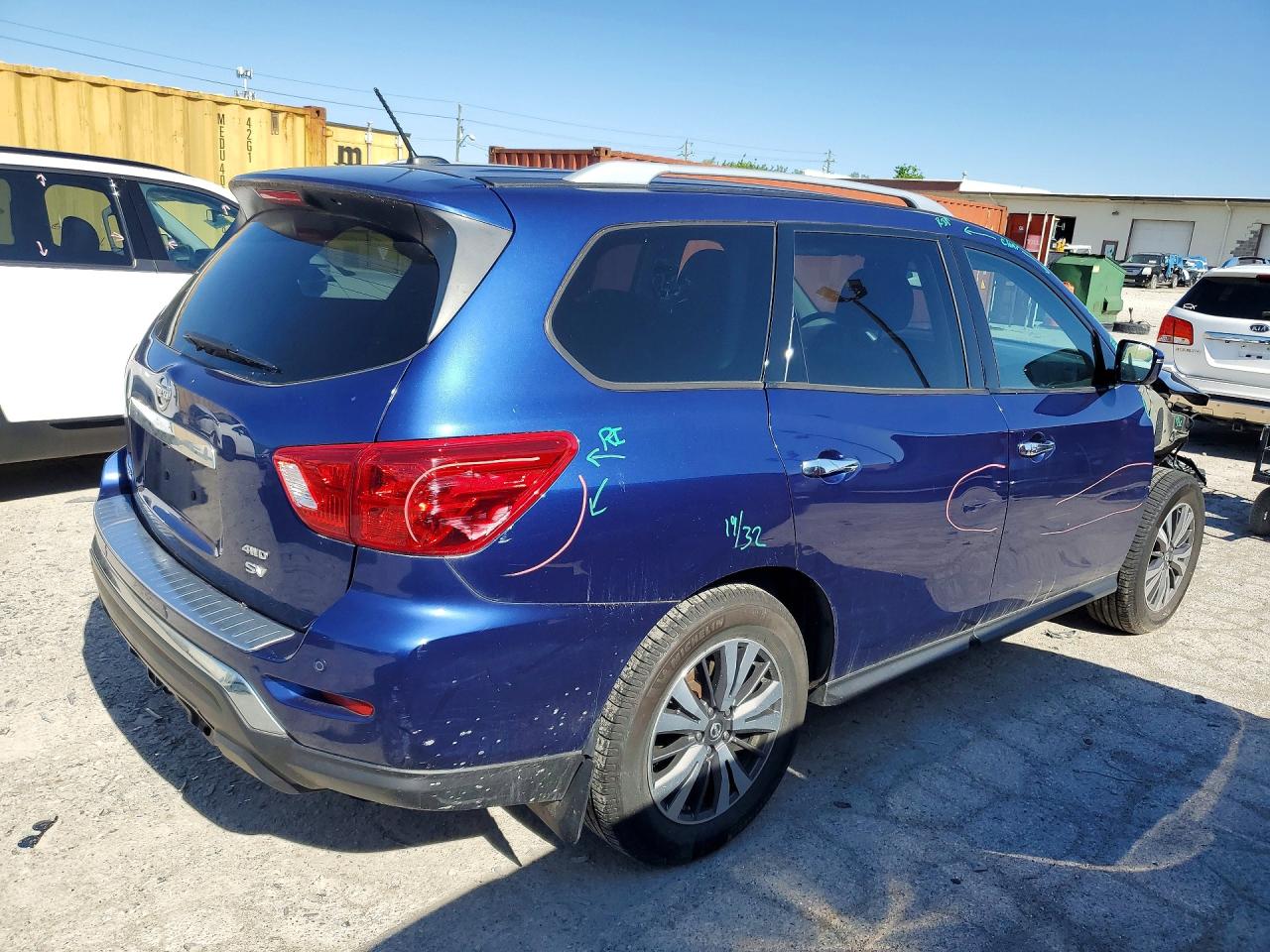 2017 NISSAN PATHFINDER SV photo 7