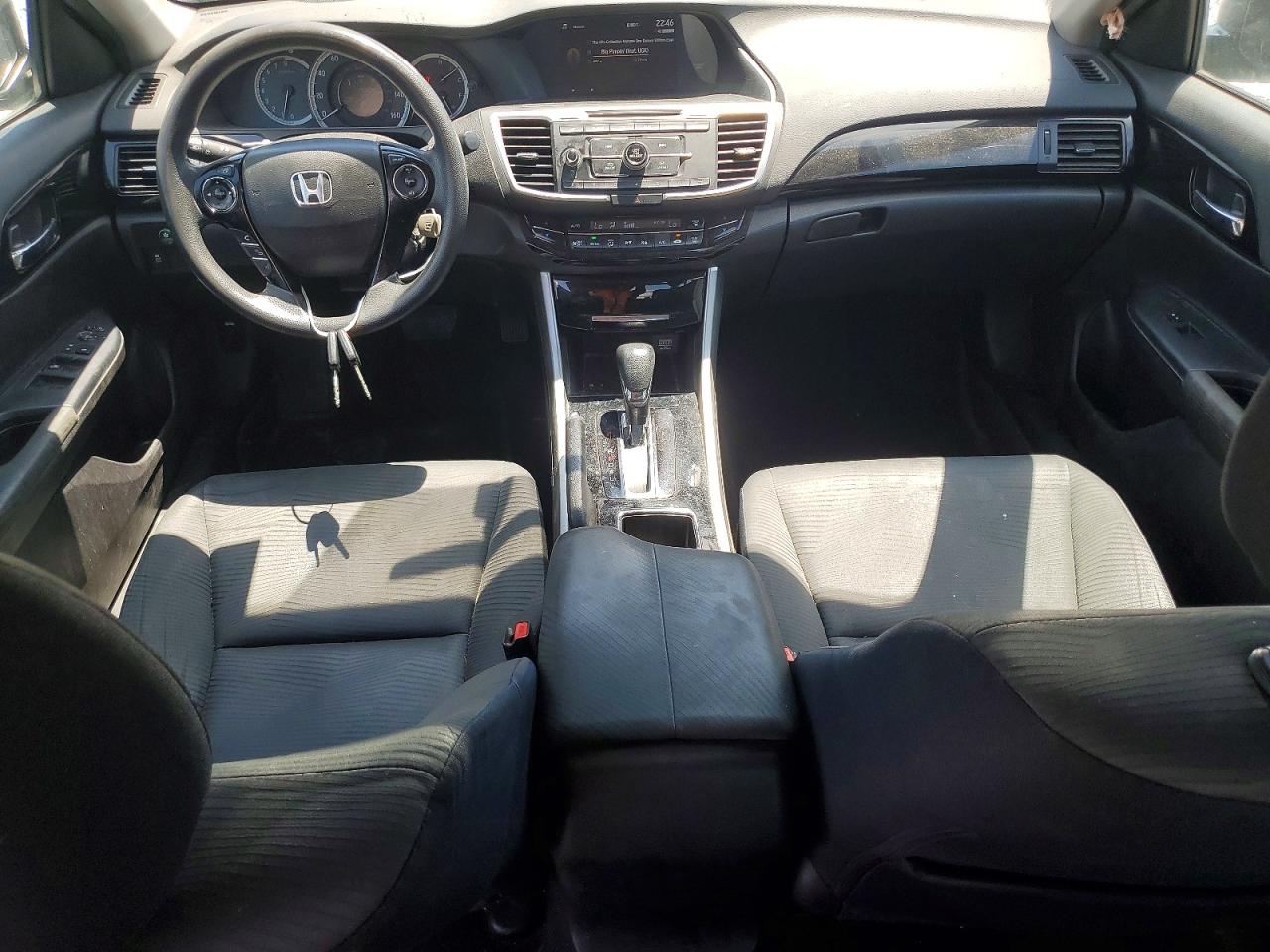 2016 HONDA ACCORD LX photo 15