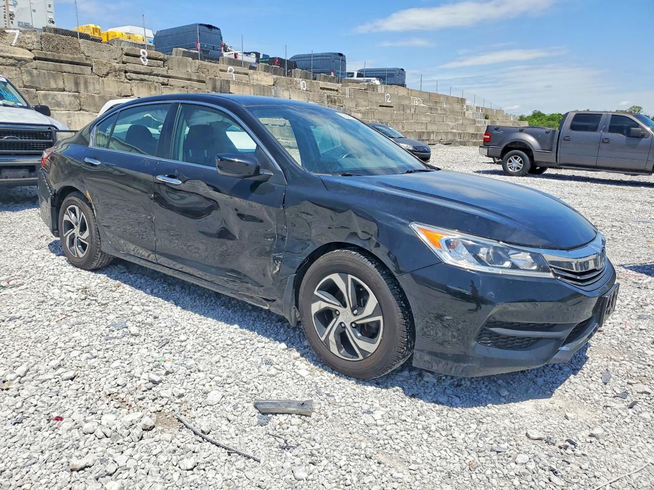 2016 HONDA ACCORD LX photo 7
