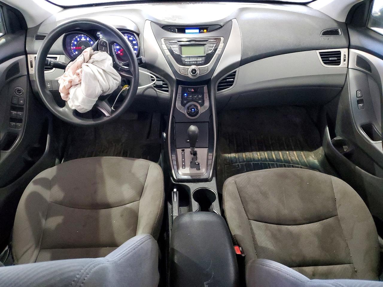 2013 HYUNDAI ELANTRA GLS photo 22