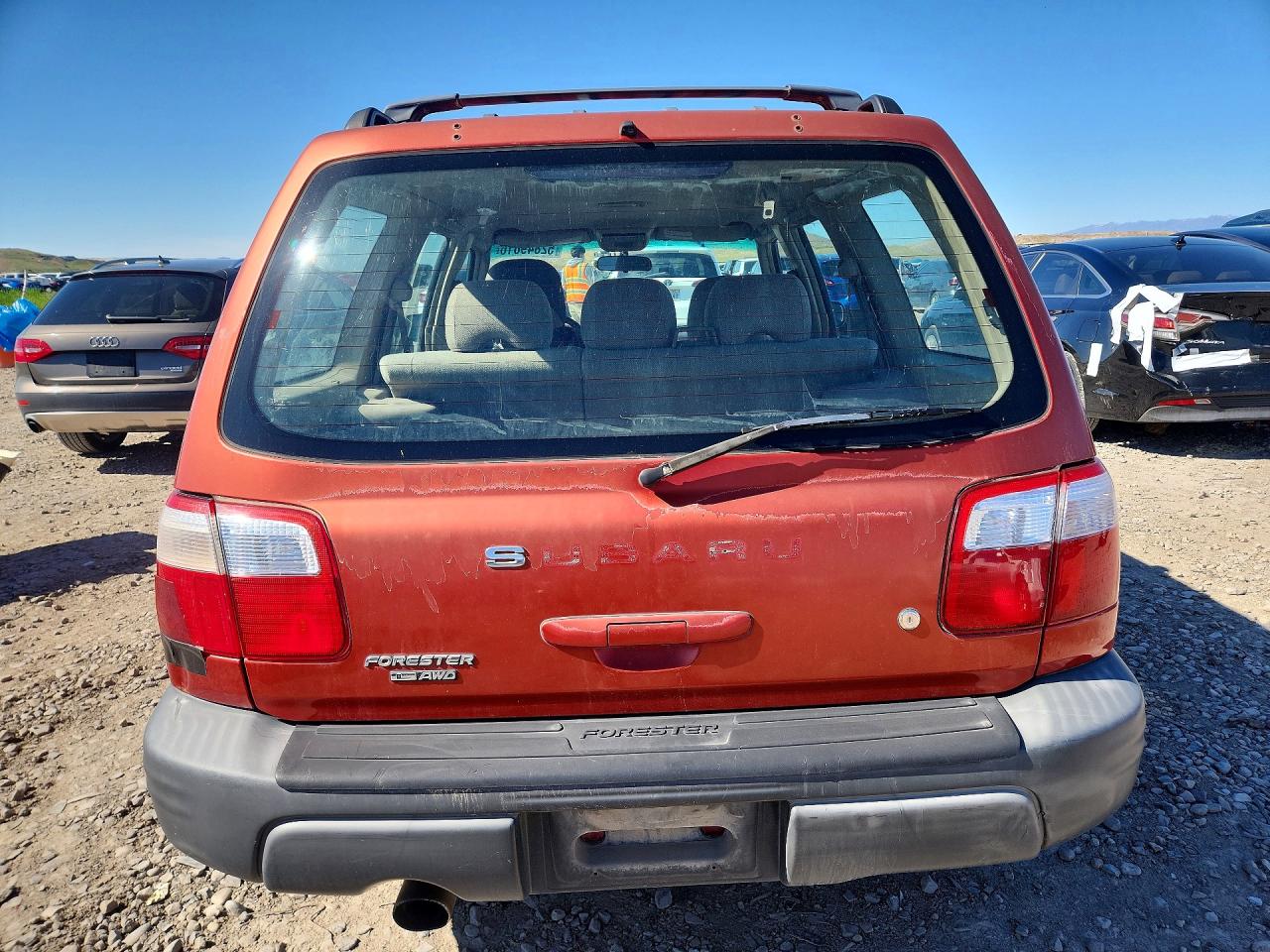 2001 SUBARU FORESTER L photo 11