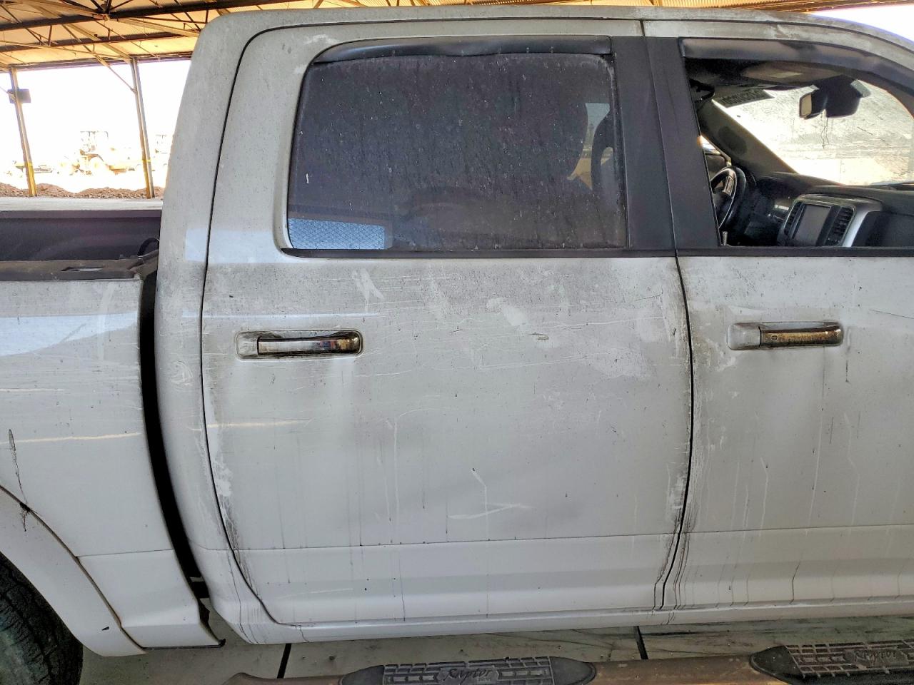2016 RAM 1500 LARAMIE photo 19