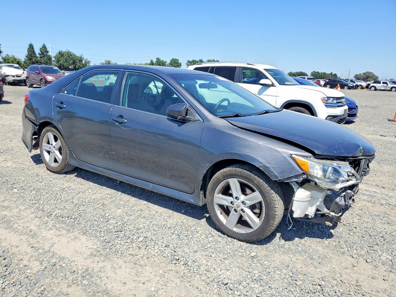 2012 TOYOTA CAMRY SE photo 7