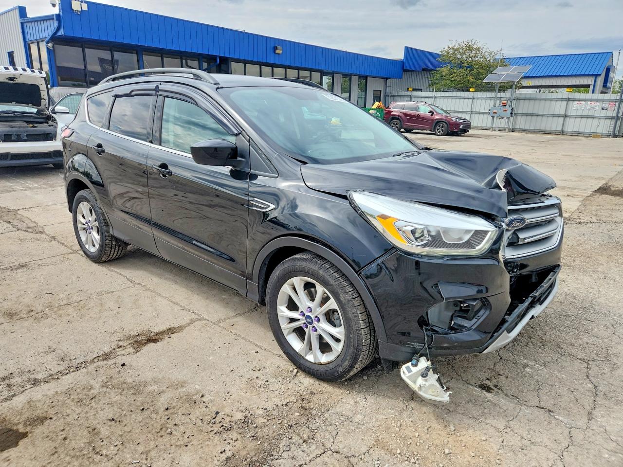 2017 FORD ESCAPE SE photo 7
