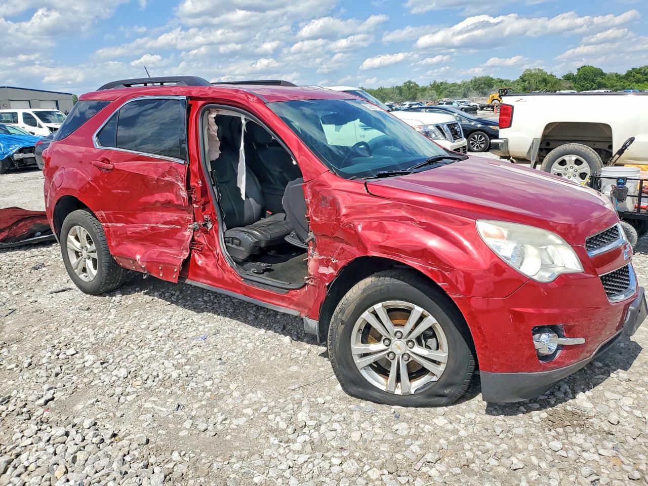 2013 CHEVROLET EQUINOX LT photo 4