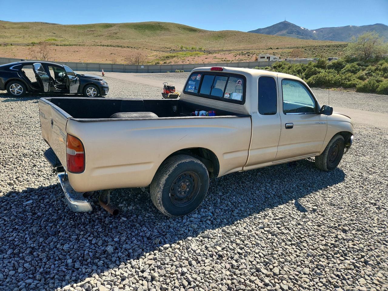 1998 TOYOTA TACOMA XTRACAB photo 5