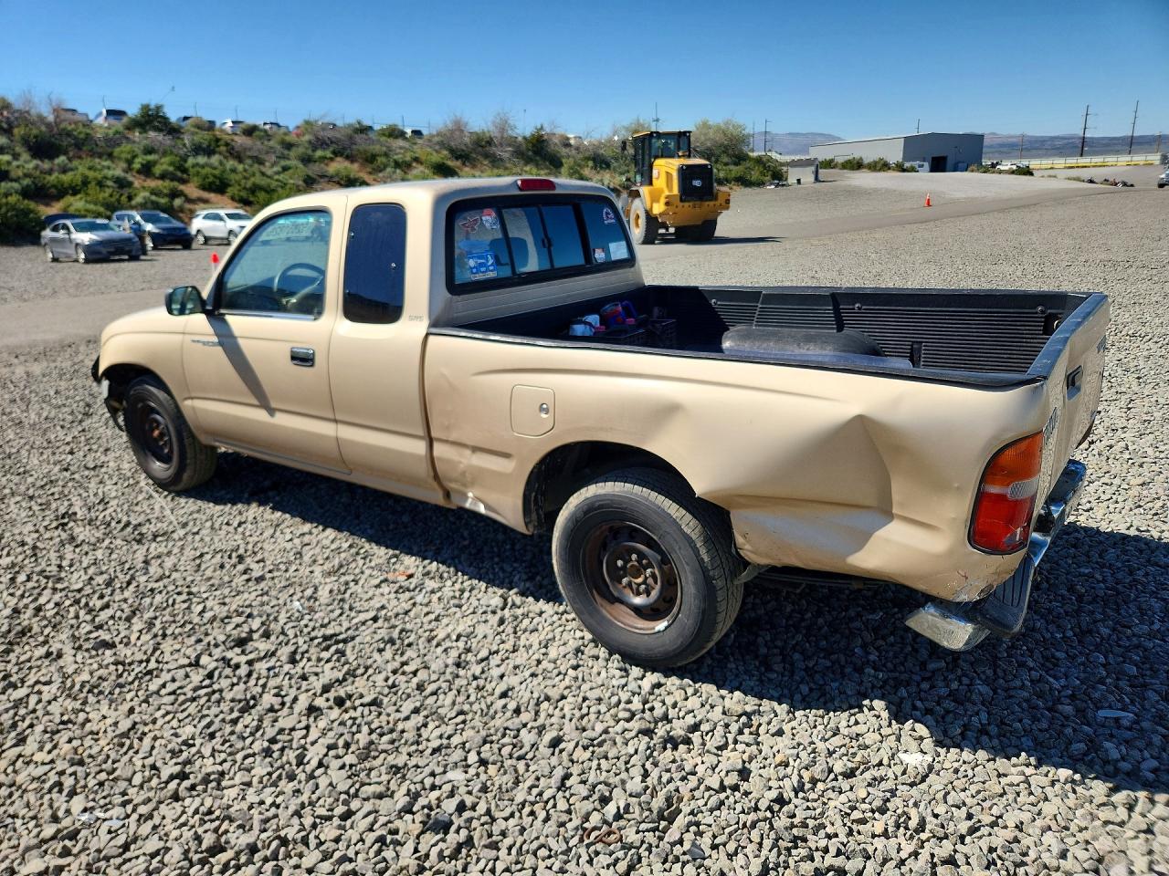 1998 TOYOTA TACOMA XTRACAB photo 3