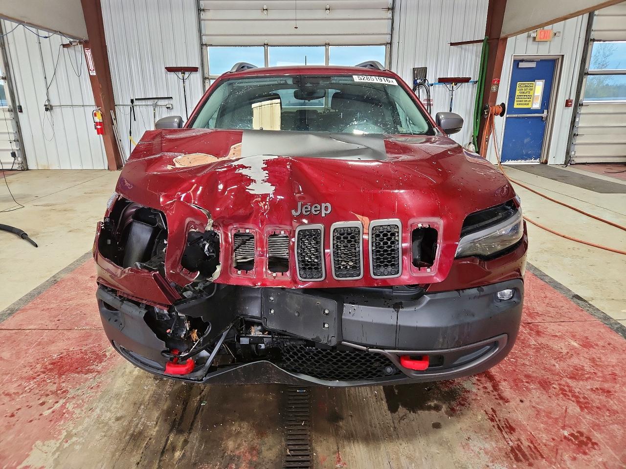 2021 JEEP CHEROKEE TRAILHAWK photo 9