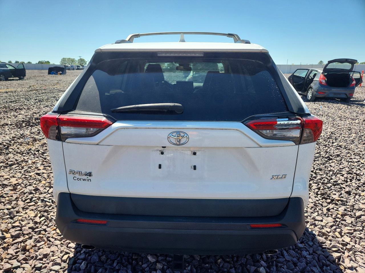 2019 TOYOTA RAV4 XLE PREMIUM photo 16