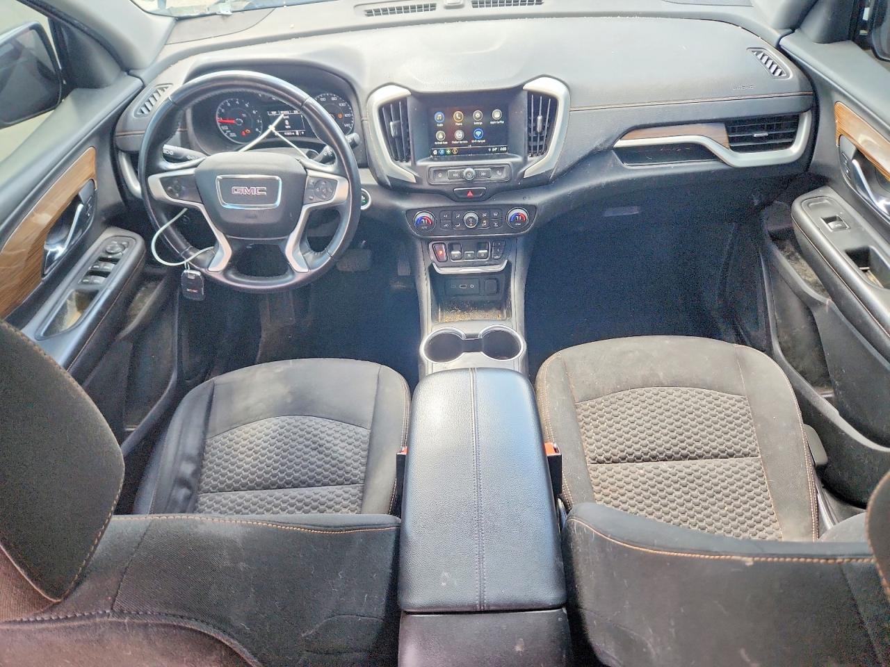 2018 GMC TERRAIN SLE photo 15