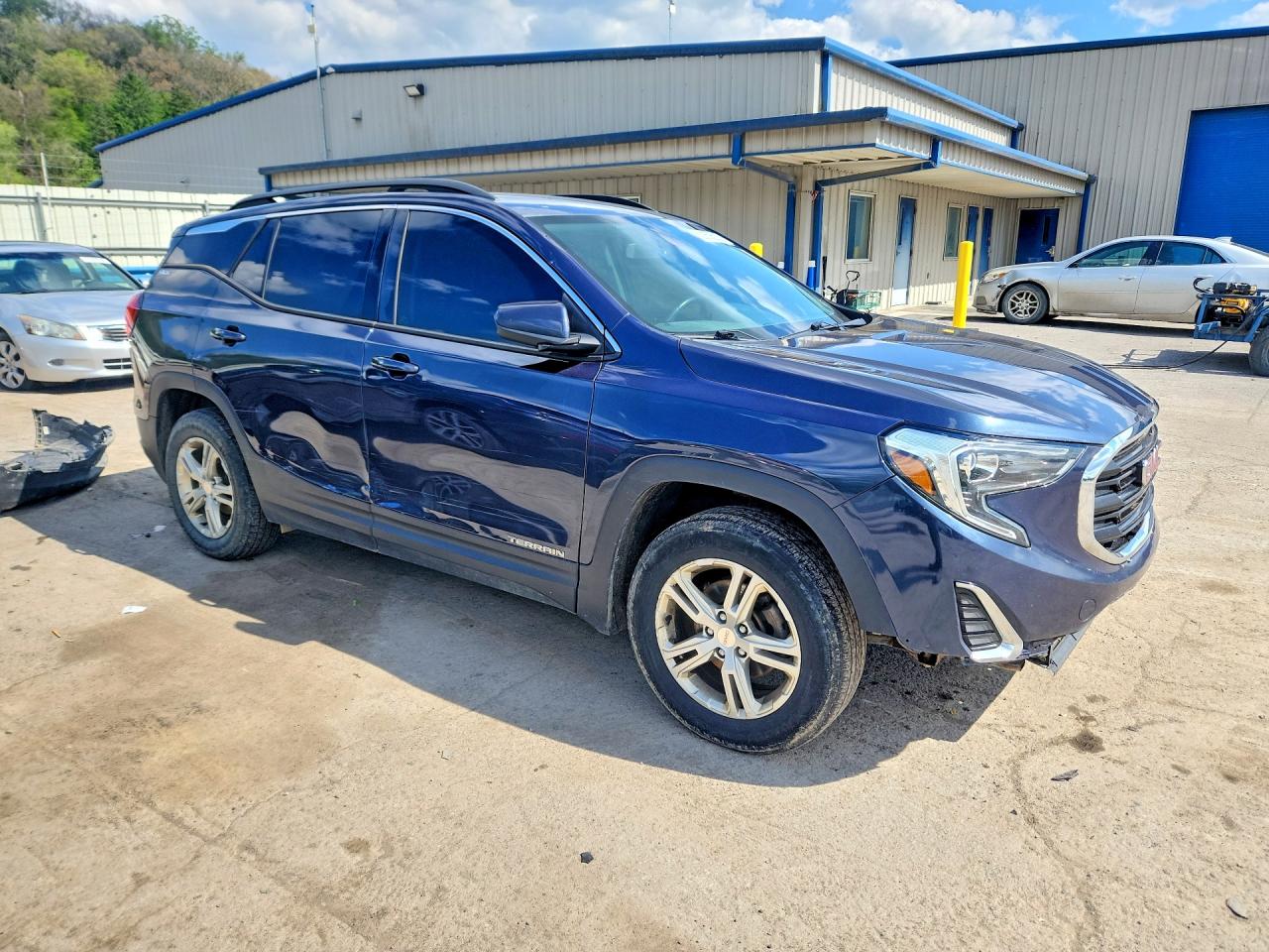 2018 GMC TERRAIN SLE photo 7