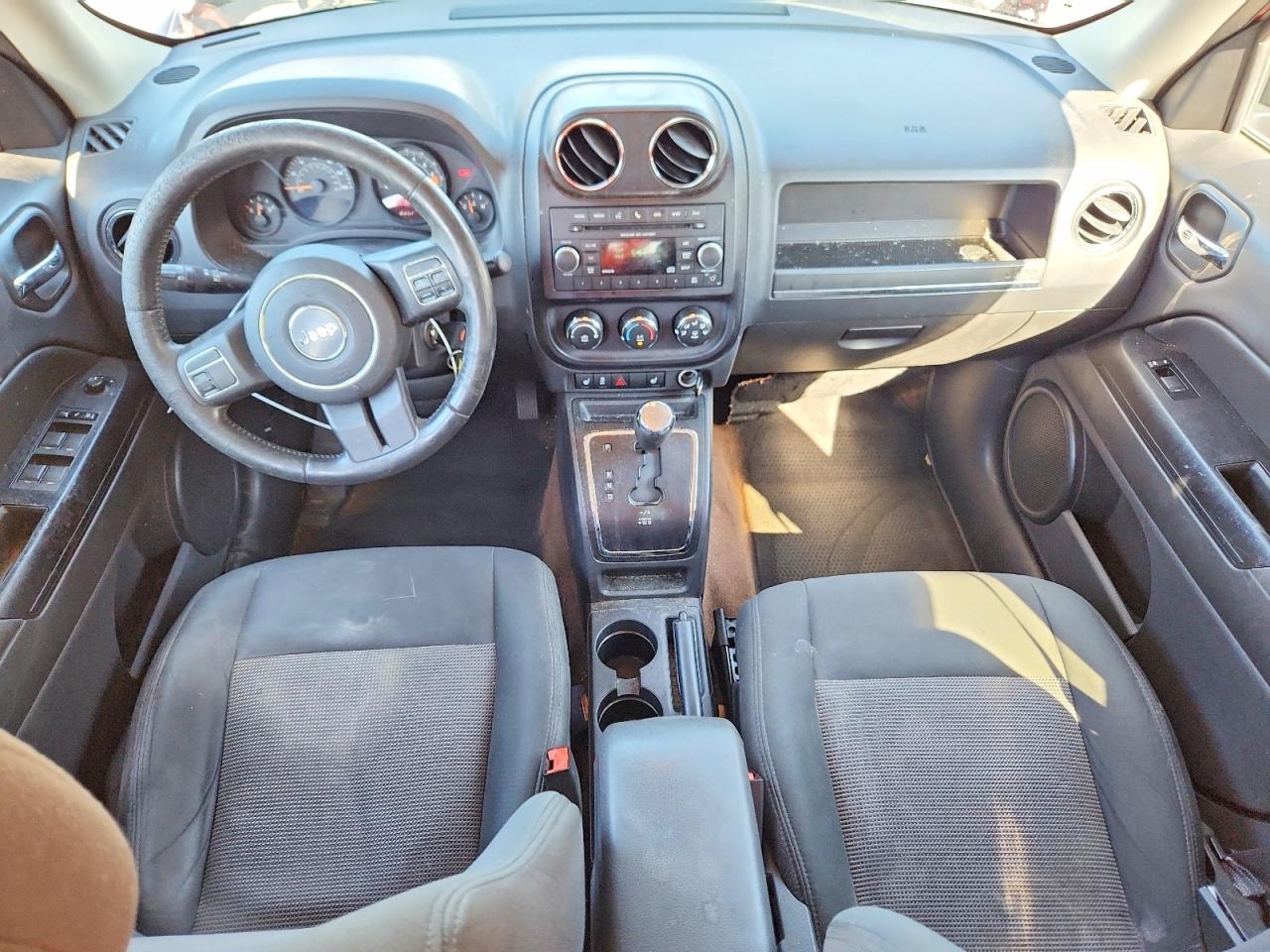2014 JEEP PATRIOT LATITUDE photo 8