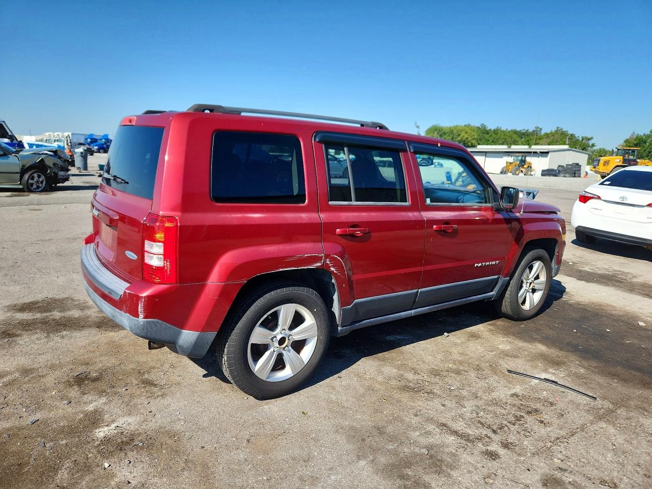 2014 JEEP PATRIOT LATITUDE photo 3