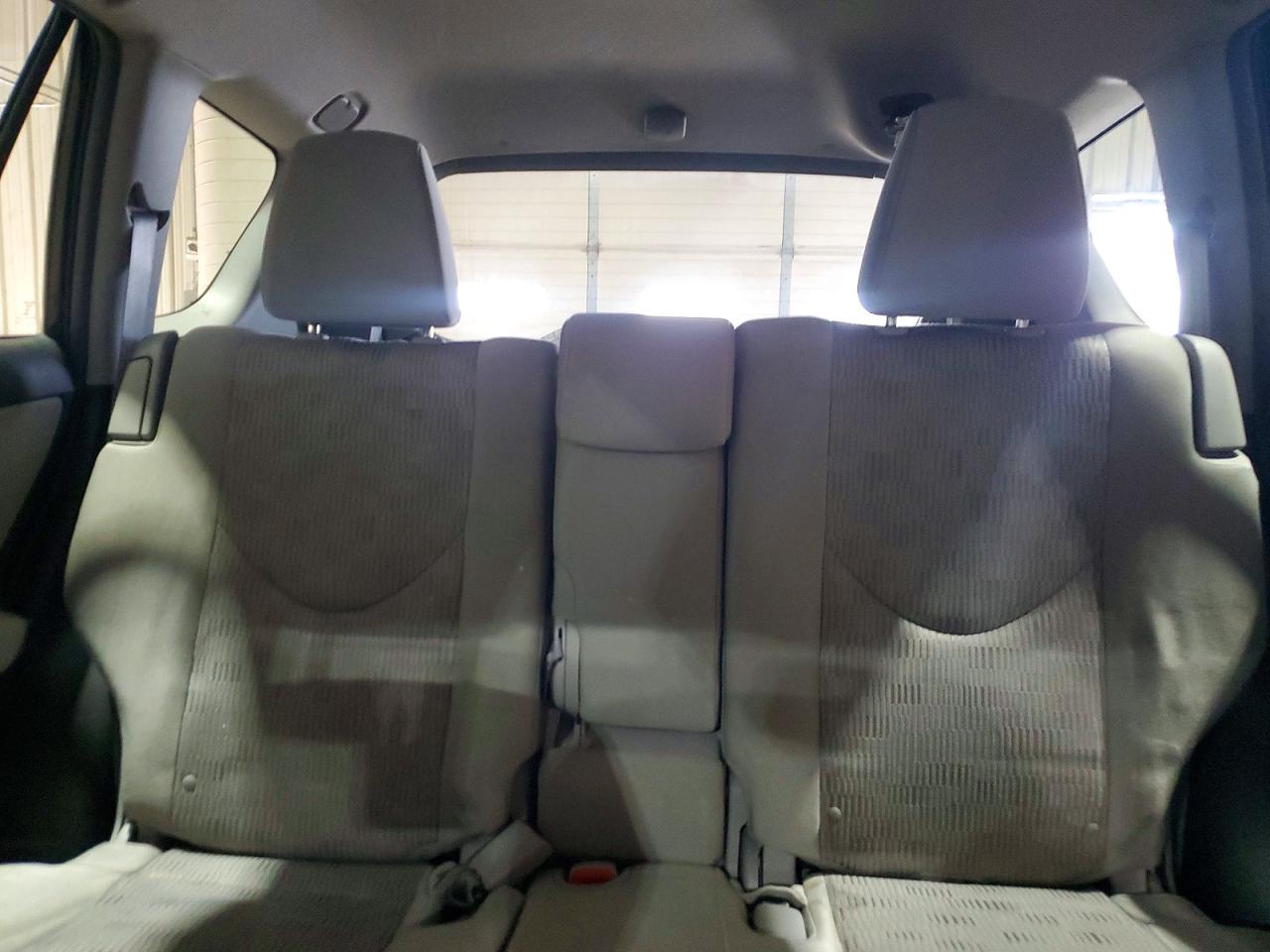 2012 TOYOTA RAV4 BASE photo 19