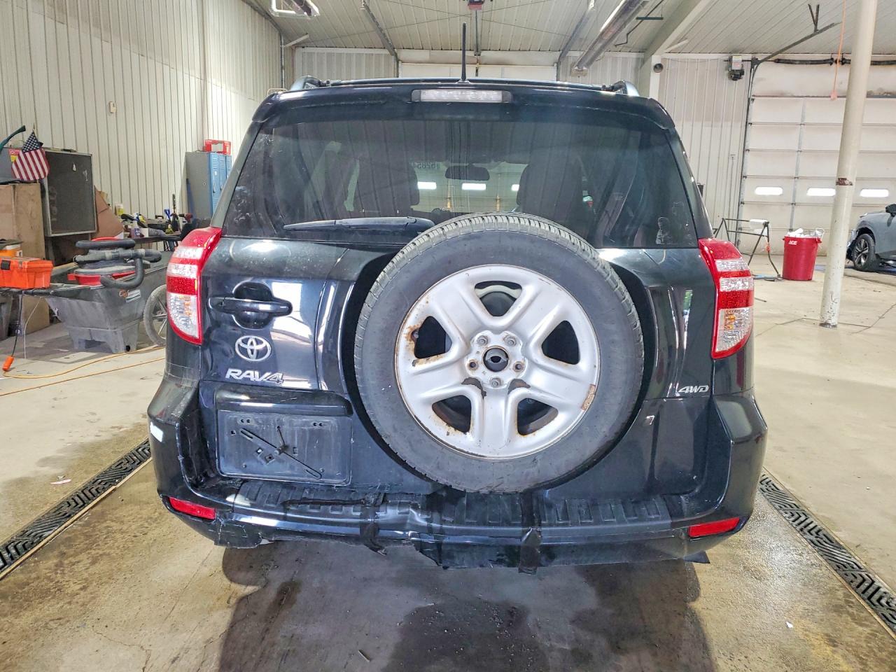2012 TOYOTA RAV4 BASE photo 11