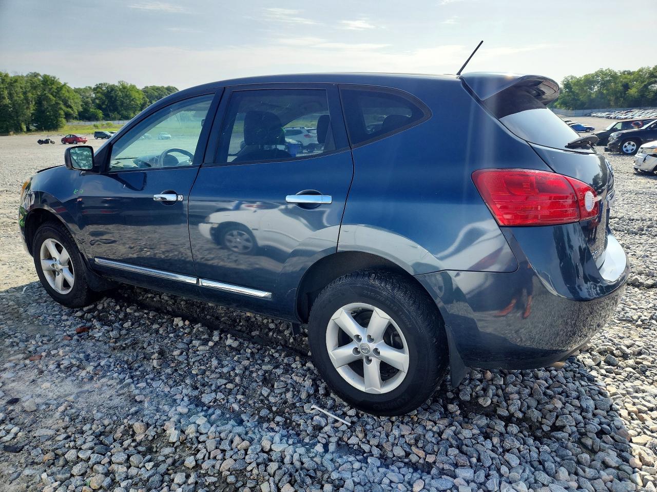 2013 NISSAN ROGUE S photo 3