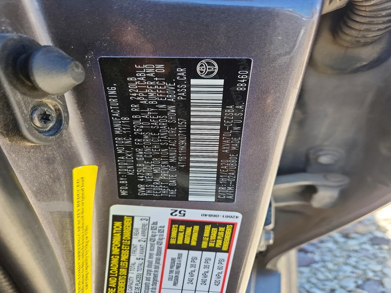 2019 TOYOTA CAMRY SE photo 34