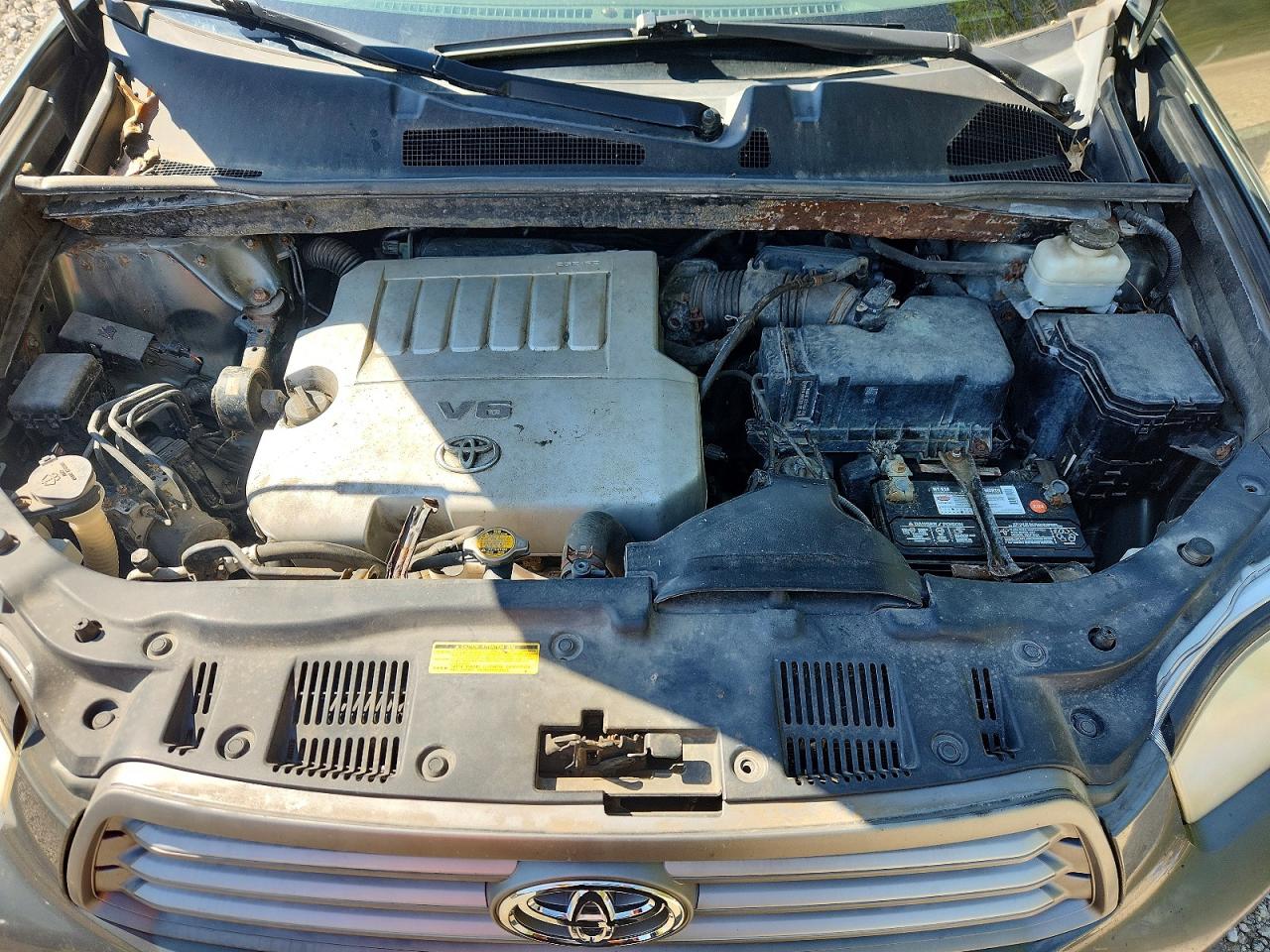 2010 TOYOTA HIGHLANDER SE photo 34