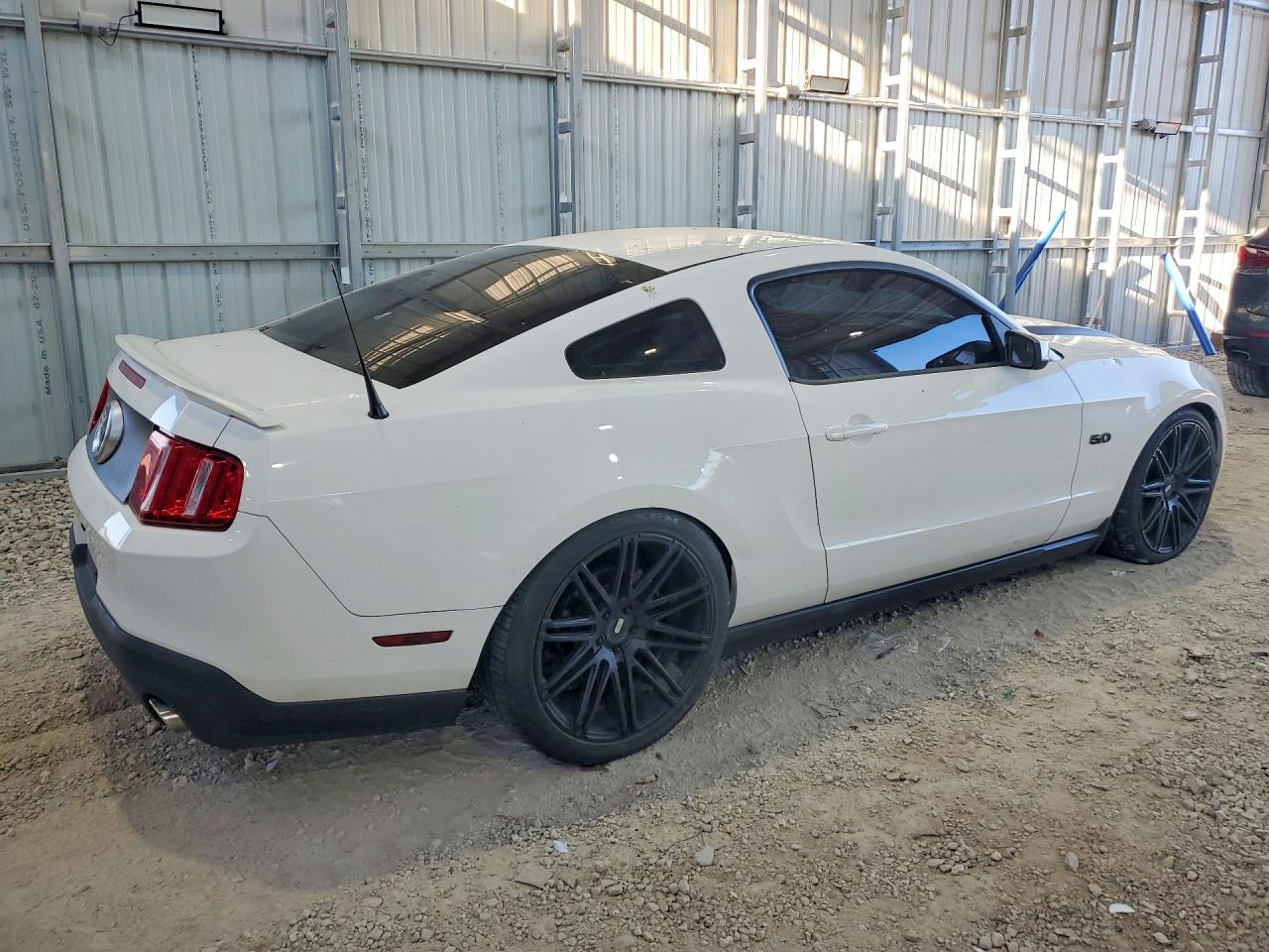 2012 FORD MUSTANG GT photo 3