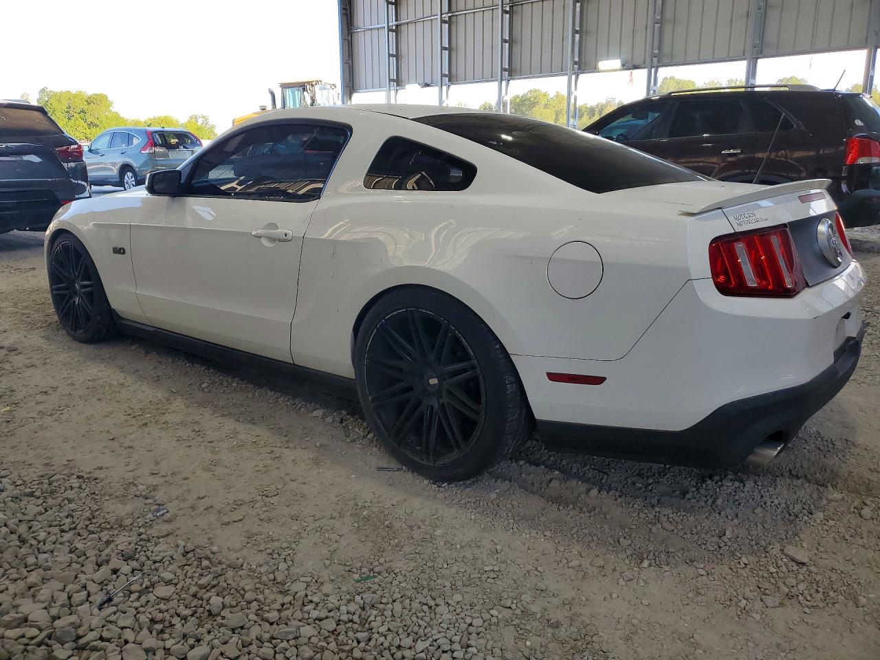 2012 FORD MUSTANG GT photo 2