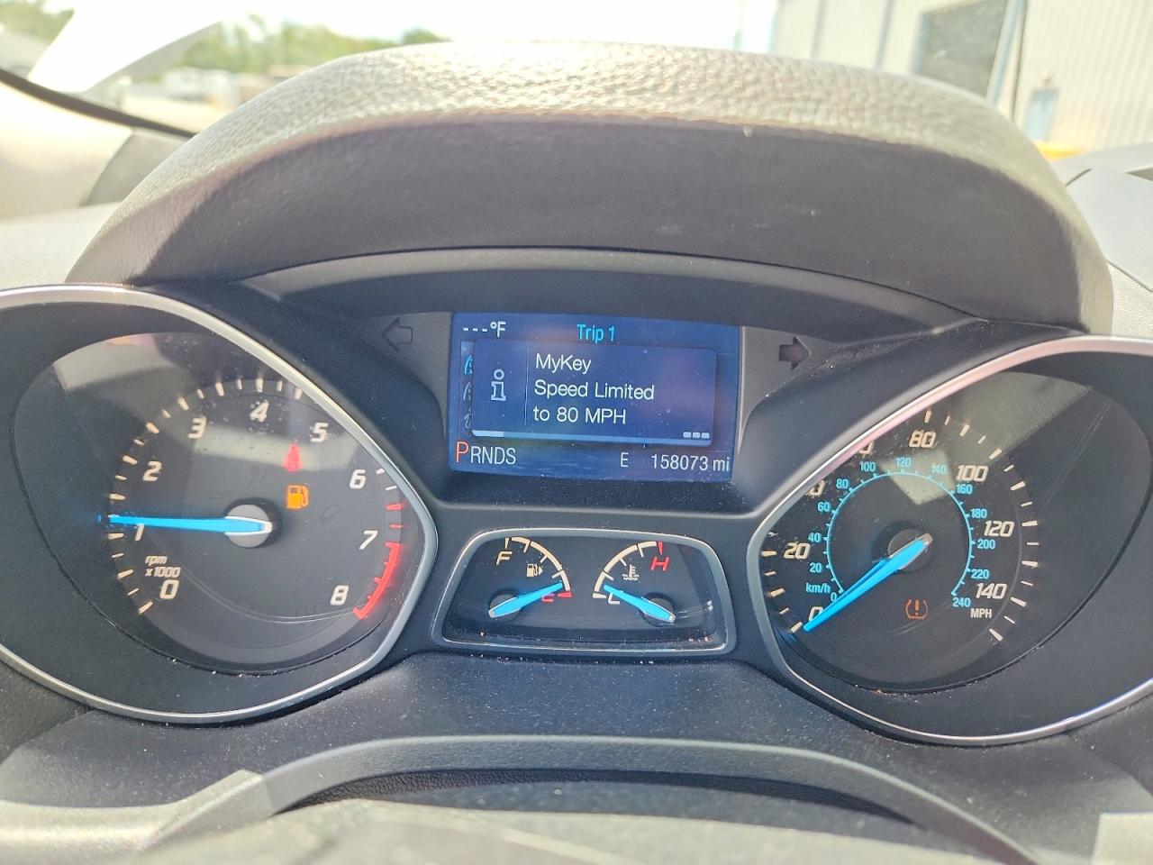 2014 FORD ESCAPE S photo 17