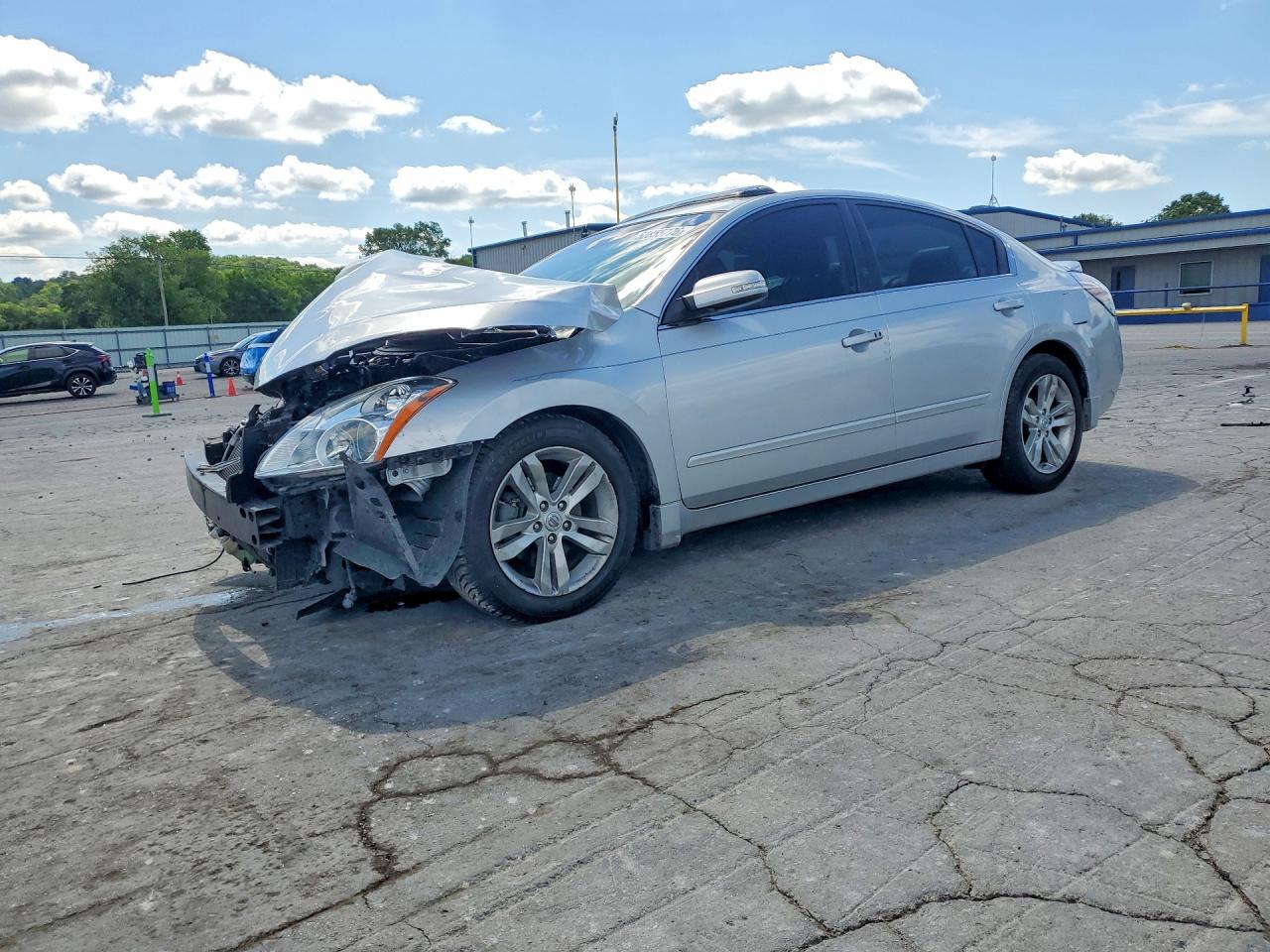 2012 NISSAN ALTIMA