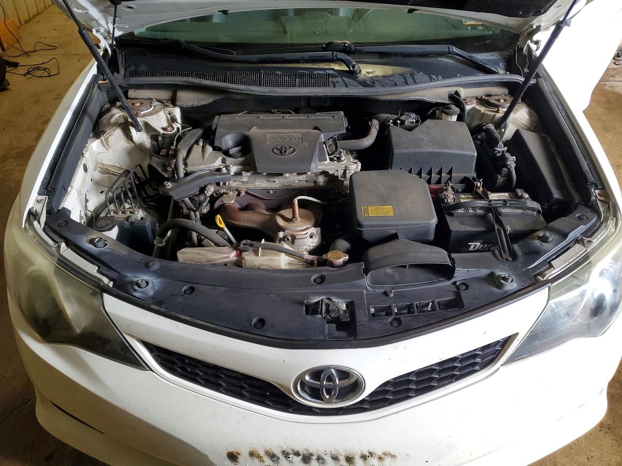 2012 TOYOTA CAMRY SE photo 11