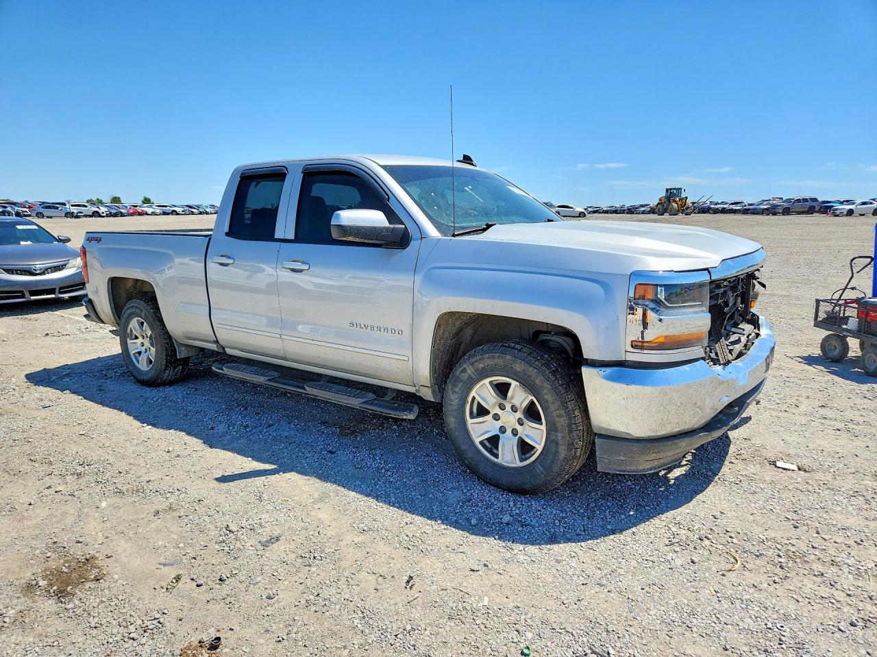2018 CHEVROLET SILVERADO K1500 LT photo 7