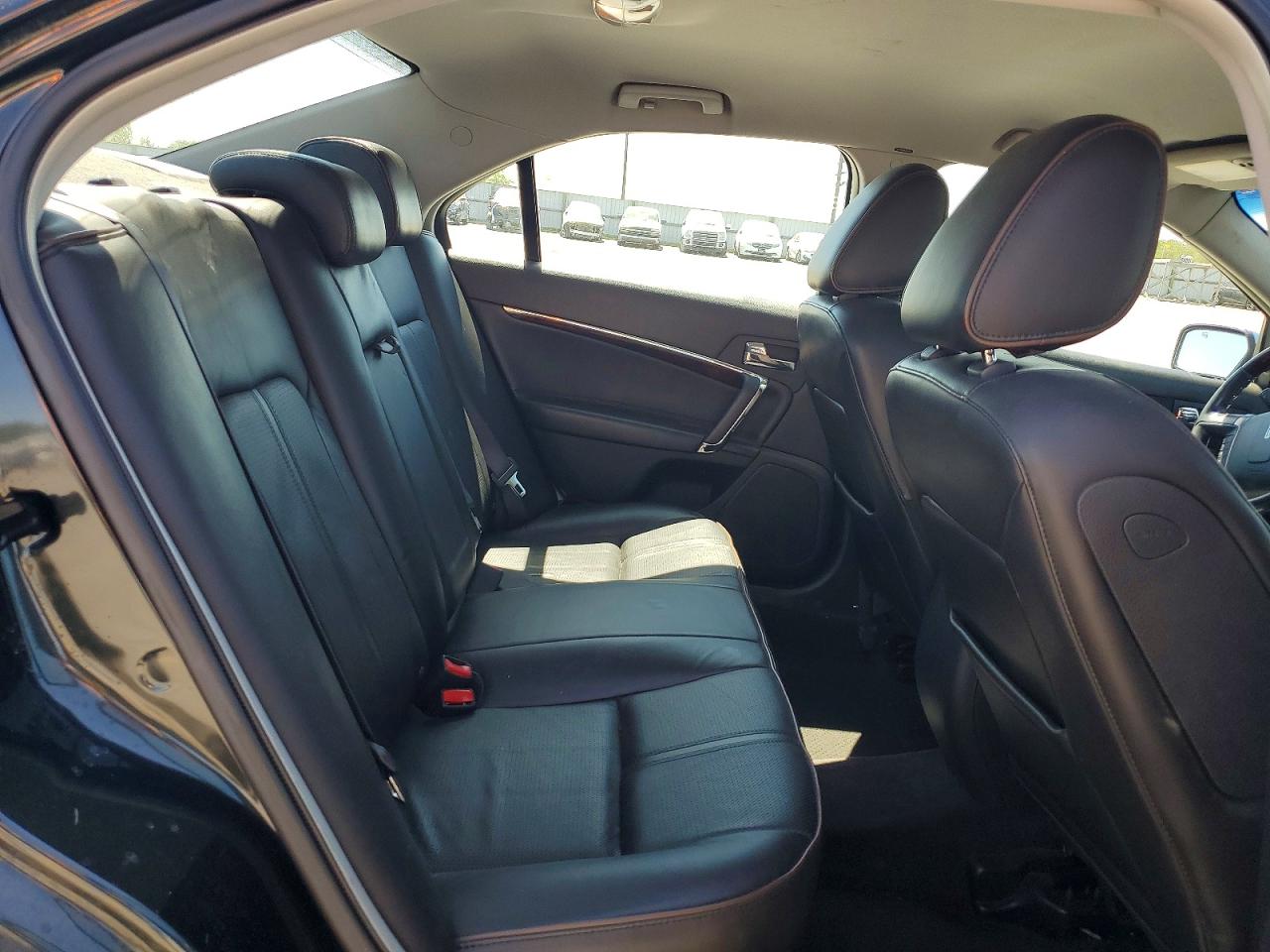 2010 LINCOLN MKZ photo 19