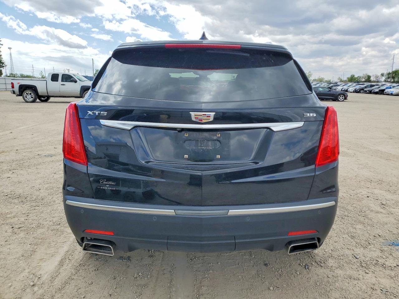 2018 CADILLAC XT5 PREMIUM LUXURY photo 6