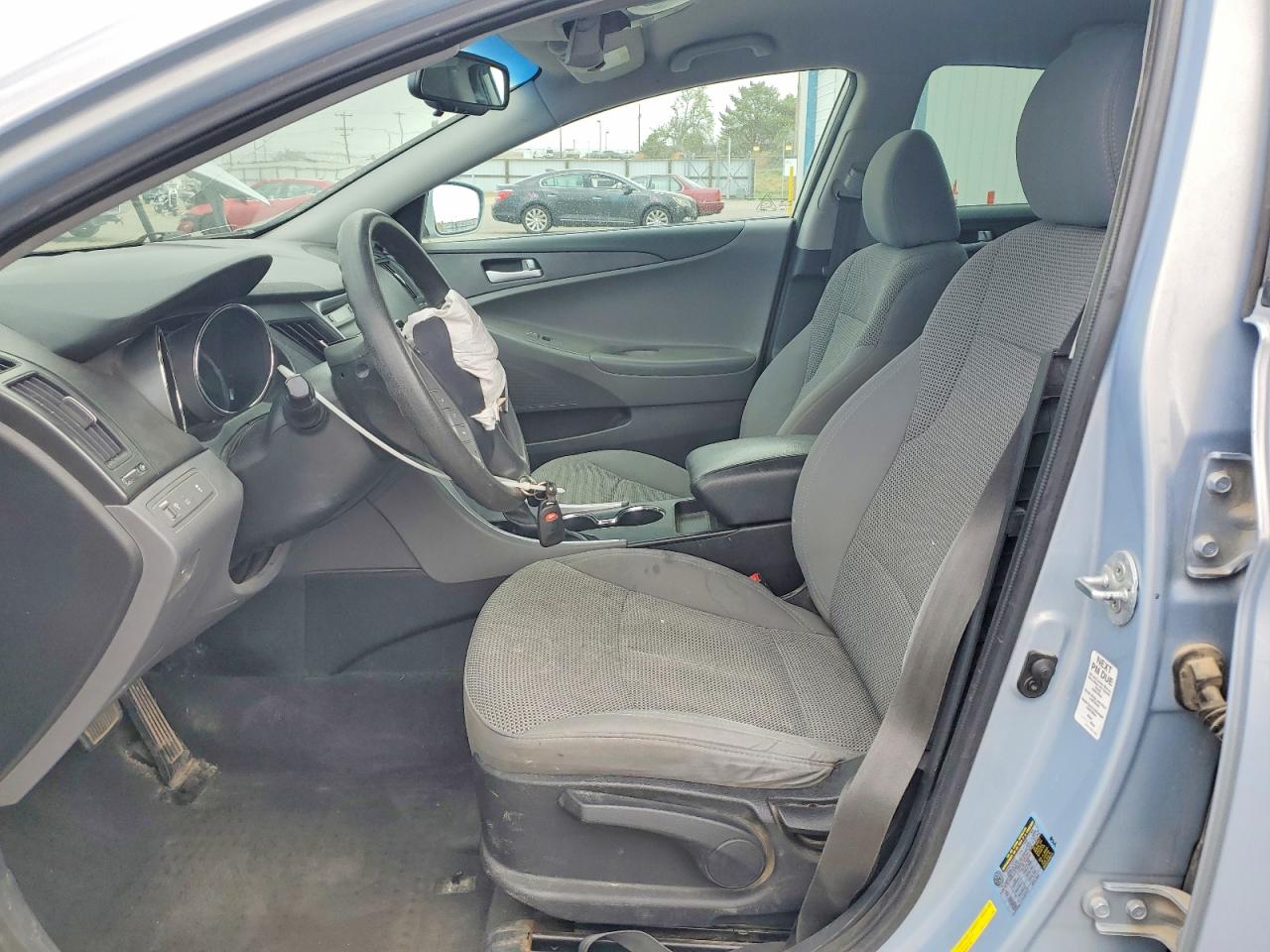 2013 HYUNDAI SONATA GLS photo 13