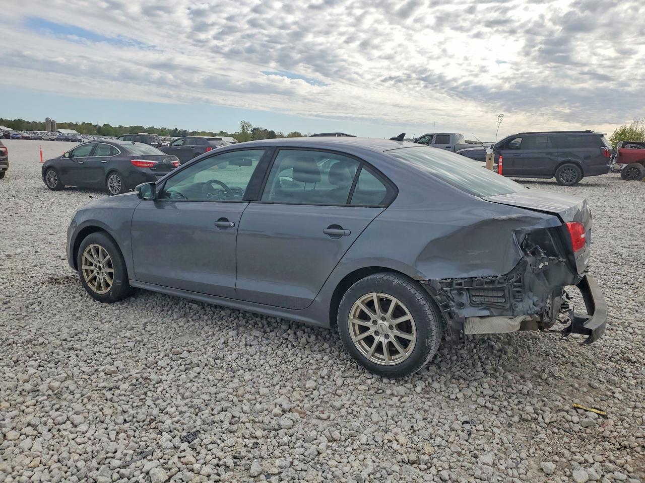 2011 VOLKSWAGEN JETTA SE photo 4