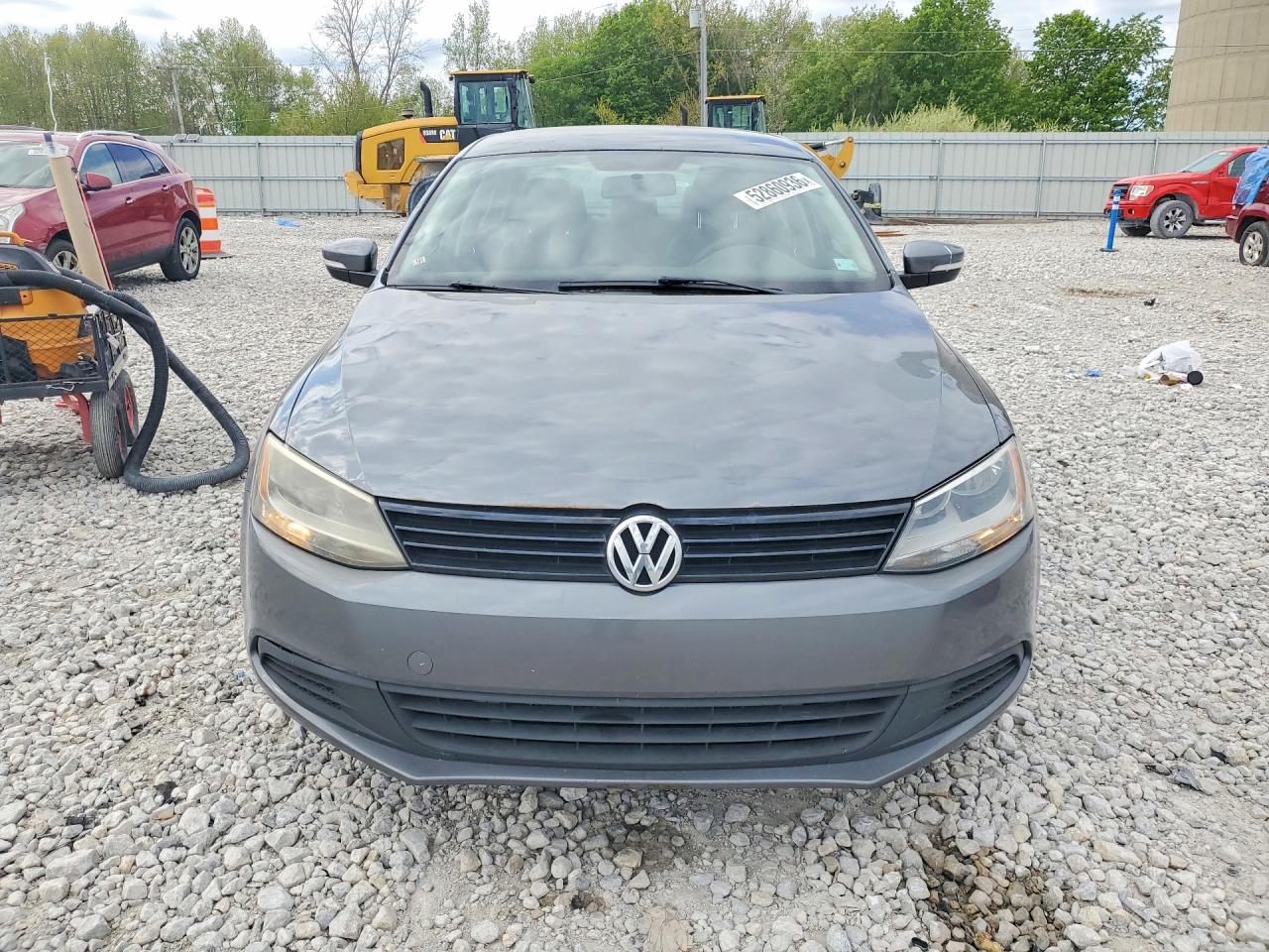 2011 VOLKSWAGEN JETTA SE photo 13