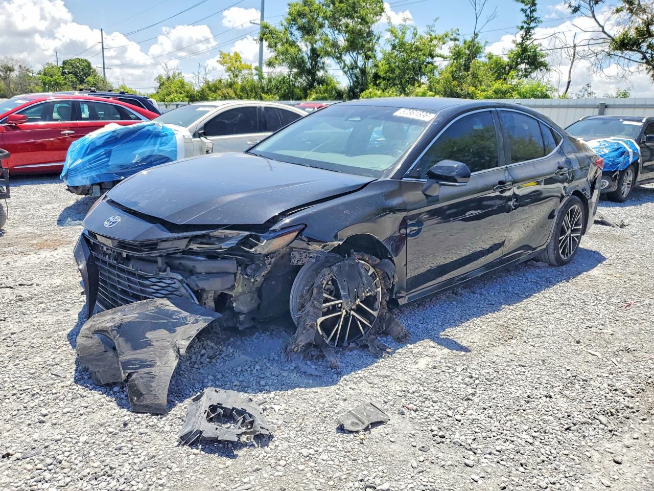 2025 TOYOTA CAMRY