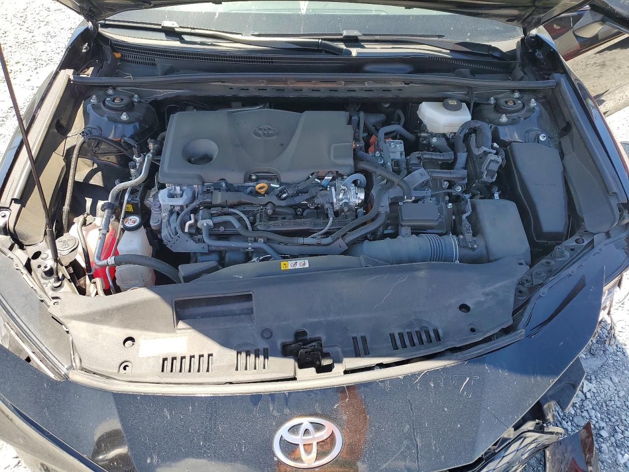 2025 TOYOTA CAMRY photo 11