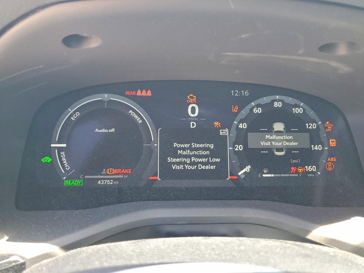 2025 TOYOTA CAMRY photo 9
