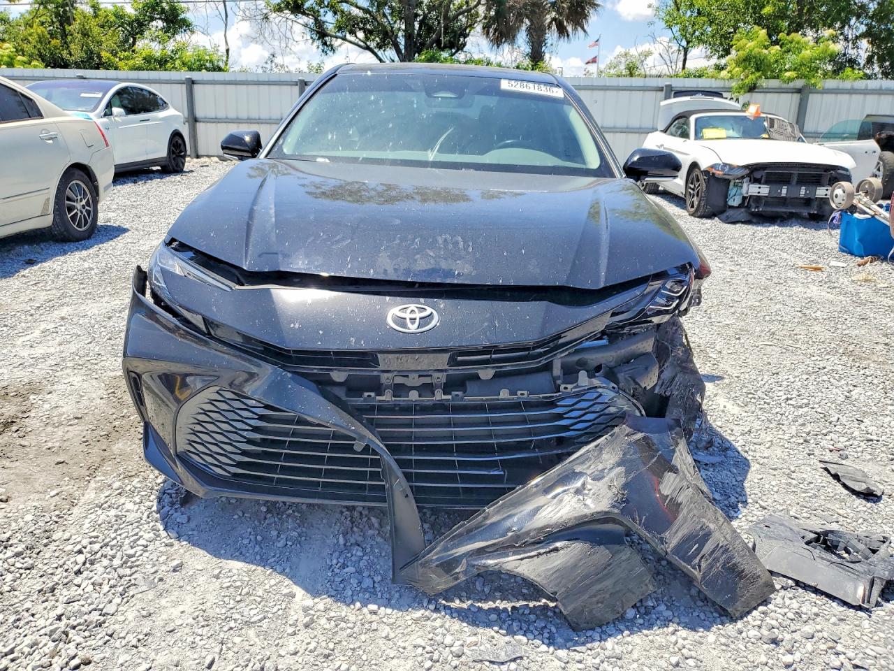 2025 TOYOTA CAMRY photo 5