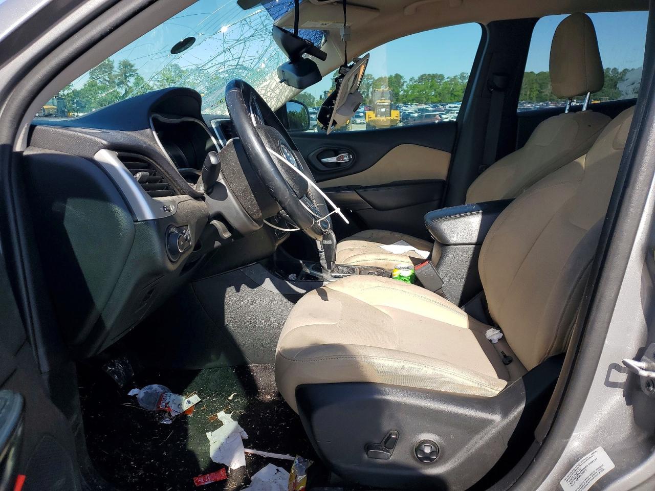 2015 JEEP CHEROKEE LATITUDE photo 13