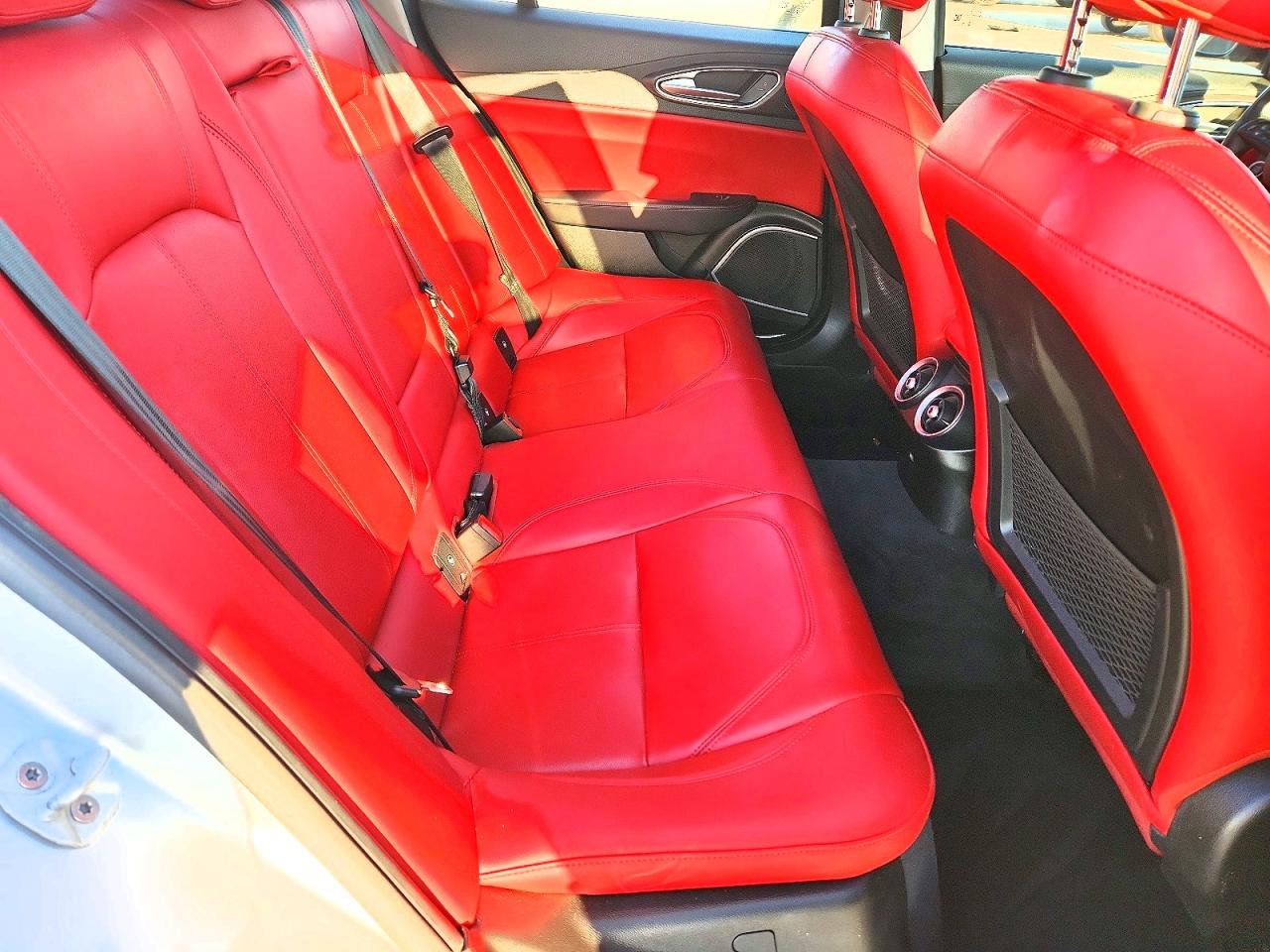 2021 ALFA ROMEO GIULIA TI photo 19