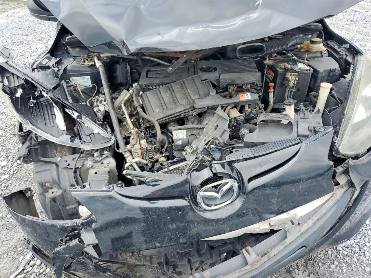 2012 MAZDA MAZDA2 photo 21