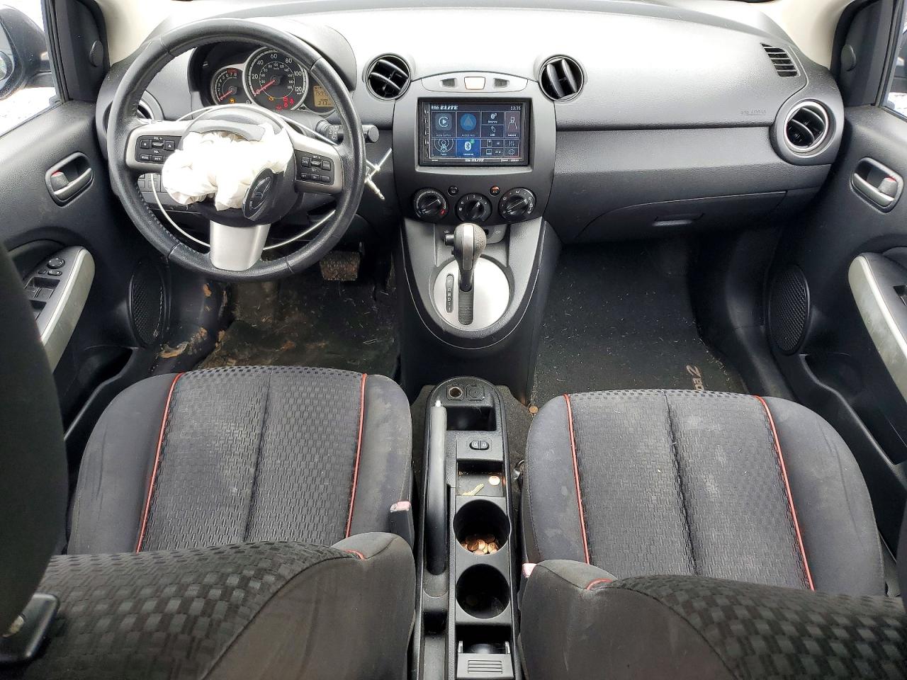 2012 MAZDA MAZDA2 photo 15
